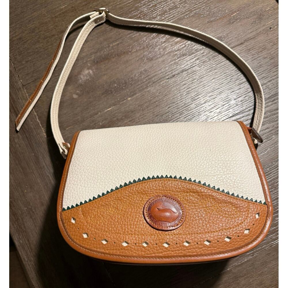 Dooney and Bourke inspired shoulder bag
